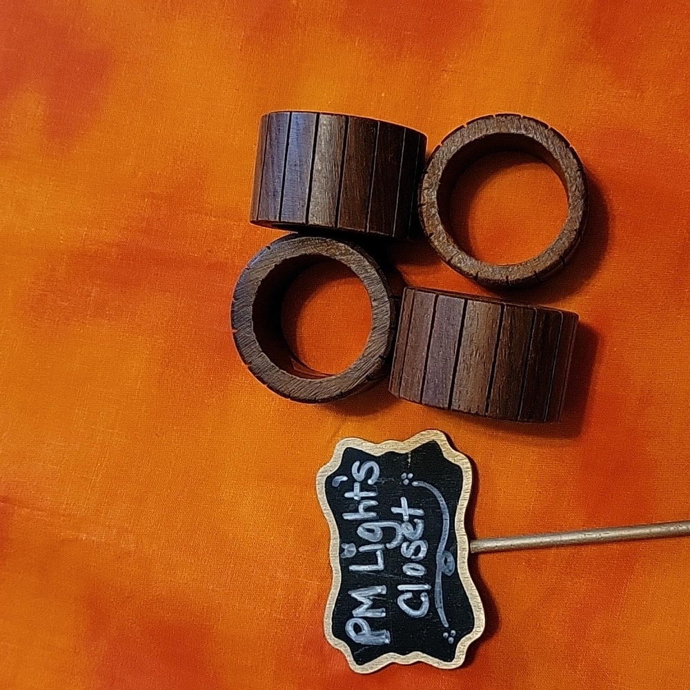 Set of 4 Wooden Napkin Rings India Vintage Natural Brown Stain